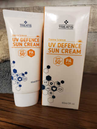 트리티스 US [TREATIS] UV Defence Sun Cream PA+++ / SPF50+ — 5점을 준 리뷰어가 2020년 10월 올린 사용 사진
