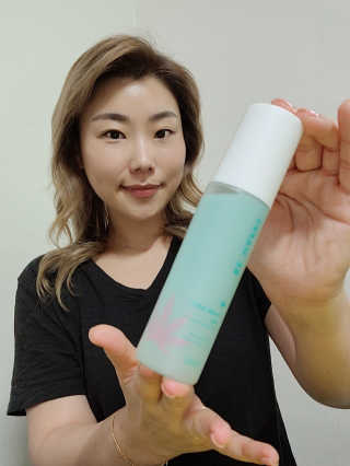 [76N1] 비 해피 더블 액션 미스트 — 5점을 준 리뷰어가 2020년 9월 올린 사용 사진