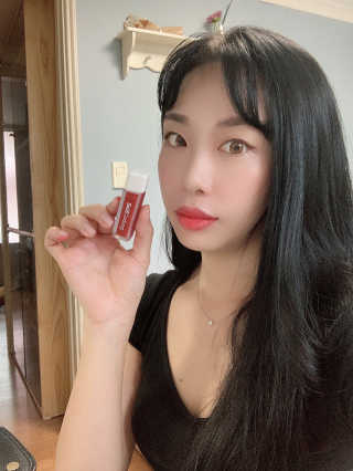 셀프코딩 코드 크러쉬 매트 리퀴드 립스틱+스티커 세트 — 5점을 준 리뷰어가 2020년 9월 올린 사용 사진