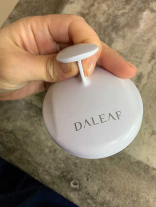 달리프 베러 퍼퓸 샴푸 1000ml 레이니데이 or 일랑로즈 — 4점을 준 리뷰어가 2020년 4월 올린 사용 사진