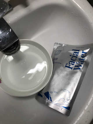 [설랩] 클렌징워터 세안수 500ml x 6팩 — 5점을 준 리뷰어가 2020년 7월 올린 사용 사진