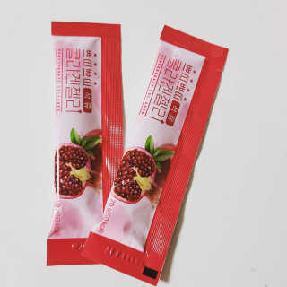 헬스업_쁘띠쁘띠석류콜라겐젤리_20g x 14포 — 5점을 준 리뷰어가 2020년 9월 올린 사용 사진