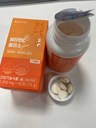 서울약사신협_비타민C플러스_1,200mg x 60정 — 4.5점을 준 리뷰어가 2020년 11월 올린 사용 사진