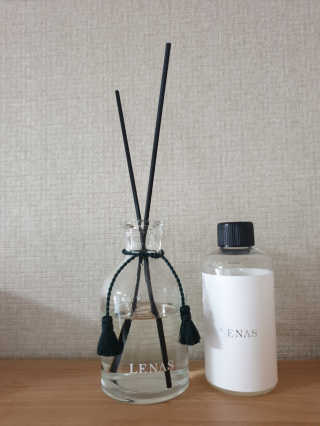 레나스 프리미엄 아로마 디퓨저 200ml  [1SET] — 5점을 준 리뷰어가 2020년 7월 올린 사용 사진