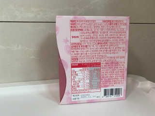 헬스업_쁘띠쁘띠석류콜라겐젤리_20g x 14포 — 5점을 준 리뷰어가 2020년 8월 올린 사용 사진