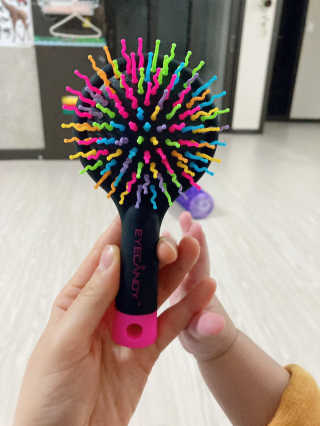 아이캔디 레인보우 볼륨S  브러쉬 미디엄 블랙 — 5점을 준 리뷰어가 2020년 12월 올린 사용 사진