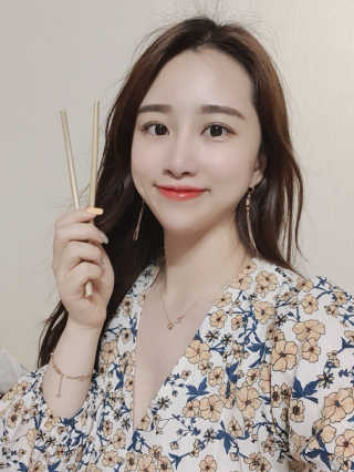 클로에코 친환경 풀빨대와 폐플라스틱 컵홀더 — 5점을 준 리뷰어가 2020년 8월 올린 사용 사진
