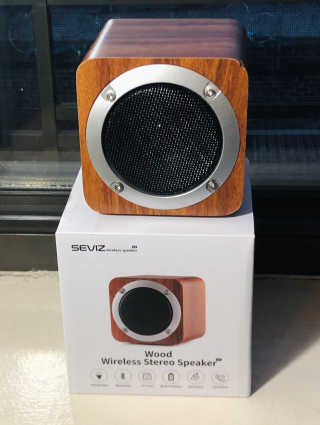 SEVIZ MINI10W 레트로 블루투스 스피커 — 5점을 준 리뷰어가 2020년 10월 올린 사용 사진