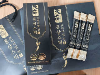 헬스업_천명진프리미엄홍삼스틱_10ml x 30포 — 5점을 준 리뷰어가 2020년 8월 올린 사용 사진