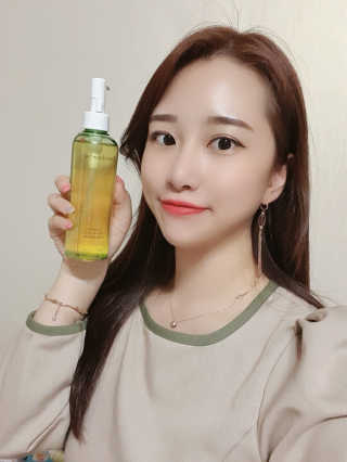 스킨큐어 산다화 순한 클렌징 동백 오일 200ml — 5점을 준 리뷰어가 2020년 5월 올린 사용 사진