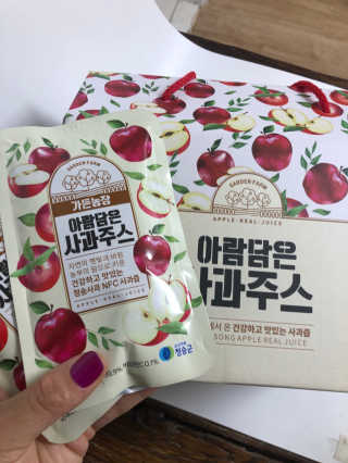 [가든농장]아람담은 사과주스 [가든농장] 아람담은 사과주스 120ml x 15포 — 5점을 준 리뷰어가 2020년 6월 올린 사용 사진