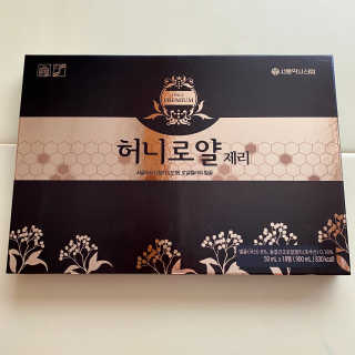 서울약사신협 약사신협_허니로얄제리_50mlx18병 — 4점을 준 리뷰어가 2020년 9월 올린 사용 사진