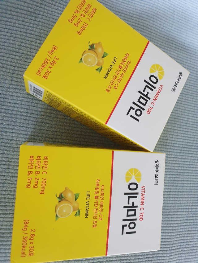 이너미인 VITAMIN-C 700 리뷰 사진