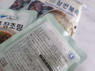 바다는다웰빙이다 완도사랑 전복죽 250g - 2팩 + 전복장조림 2팩 — 3점을 준 리뷰어가 2020년 9월 올린 사용 사진