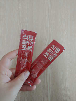 조은약초 석류콜라겐 석류즙 석류쪼옥 젤리 스틱 15포 x 20g — 5점을 준 리뷰어가 2020년 7월 올린 사용 사진