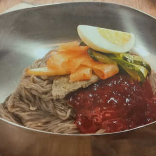 [해주냉면] 신천맛집 매운 비빔냉면 2인분 + 무절임 — 3점을 준 리뷰어가 2020년 5월 올린 사용 사진