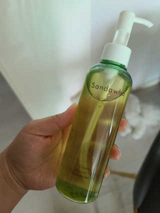 스킨큐어 산다화 순한 클렌징 동백 오일 200ml — 5점을 준 리뷰어가 2020년 5월 올린 사용 사진