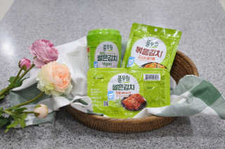 [풀무원] 들기름 볶음김치, 톡톡 김치, 깔끔한 김치 — 5점을 준 리뷰어가 2020년 6월 올린 사용 사진