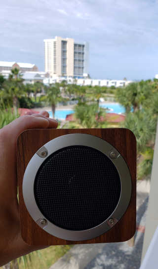 SEVIZ MINI10W 레트로 블루투스 스피커 — 5점을 준 리뷰어가 2020년 6월 올린 사용 사진