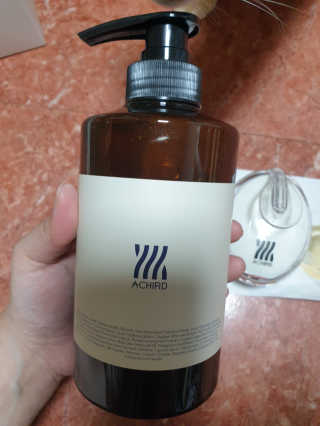 에이처드 유산균 탈모 샴푸 500ml — 5점을 준 리뷰어가 2020년 8월 올린 사용 사진