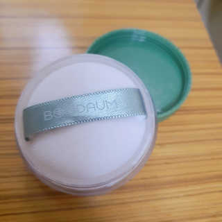 본다움 빠이빠이 세범 파우더 — 5점을 준 리뷰어가 2020년 8월 올린 사용 사진