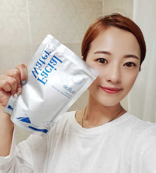 [설랩] 클렌징워터 세안수 500ml x 6팩 — 4점을 준 리뷰어가 2020년 7월 올린 사용 사진