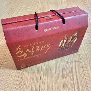 서울약사신협_프리미엄 6년근 홍삼진액_70mlx30포 — 5점을 준 리뷰어가 2020년 6월 올린 사용 사진