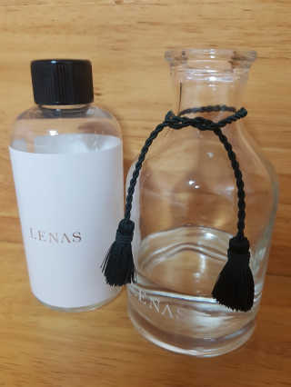 레나스 프리미엄 아로마 디퓨저 200ml  [1SET] — 5점을 준 리뷰어가 2020년 9월 올린 사용 사진