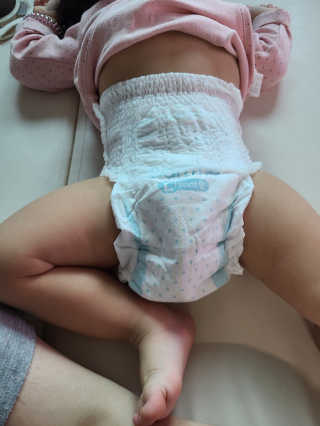 오브맘 밤 프리미엄 아기 기저귀 팬티형 밴드형 — 5점을 준 리뷰어가 2020년 11월 올린 사용 사진