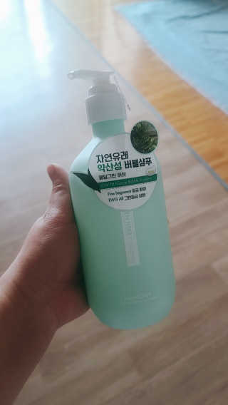 멈칫 향기좋은 약산성 샴푸, 단백질 퀵트리트먼트 택1 — 5점을 준 리뷰어가 2020년 6월 올린 사용 사진
