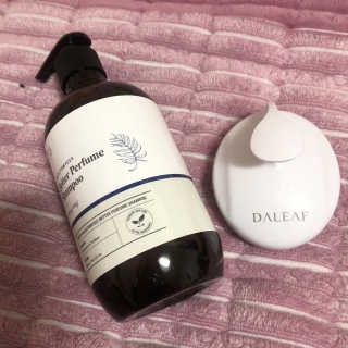 달리프 베러 퍼퓸 샴푸 1000ml 레이니데이 or 일랑로즈 — 5점을 준 리뷰어가 2020년 4월 올린 사용 사진