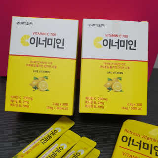 이너미인 VITAMIN-C 700 — 5점을 준 리뷰어가 2020년 10월 올린 사용 사진