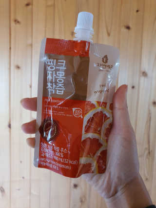 자연에온 핑크 자몽 착즙 100mL 10개입 2BOX — 5점을 준 리뷰어가 2020년 11월 올린 사용 사진