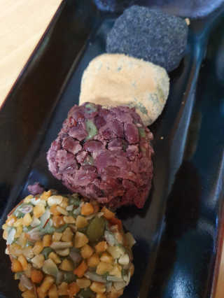 오메기명가 제주도 산지직송 오메기떡 60g x 16개입 — 5점을 준 리뷰어가 2020년 5월 올린 사용 사진