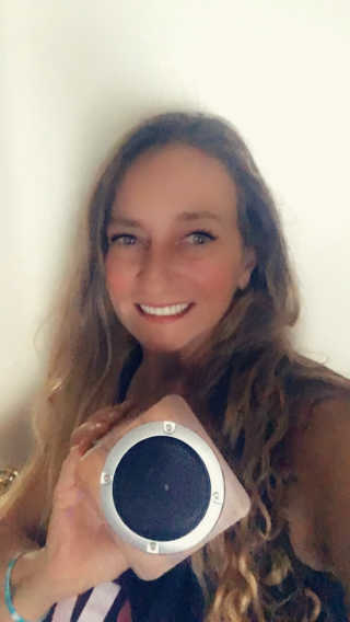 SEVIZ MINI10W 레트로 블루투스 스피커 — 5점을 준 리뷰어가 2020년 8월 올린 사용 사진