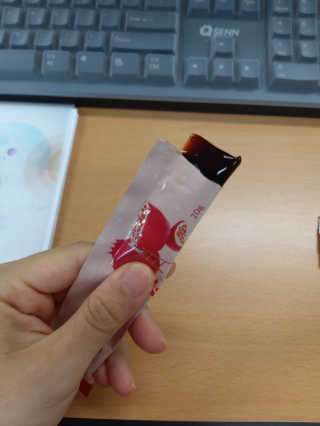365더건강 에버뷰티 석류콜라겐 젤리 — 5점을 준 리뷰어가 2020년 6월 올린 사용 사진