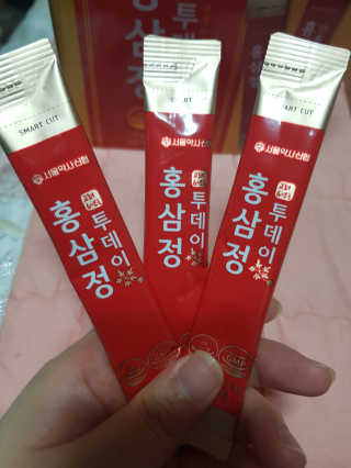 서울약사신협_투데이홍삼정_틴케이스_10g x 30포 — 5점을 준 리뷰어가 2020년 7월 올린 사용 사진
