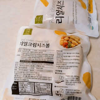 가치식탁 리얼치즈스틱, 리얼크림치즈볼 — 4.5점을 준 리뷰어가 2020년 8월 올린 사용 사진