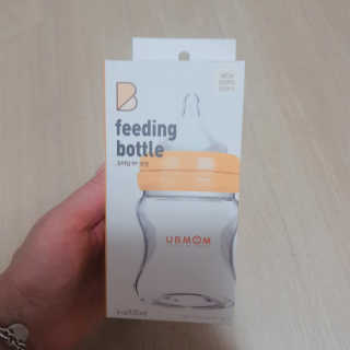 유비맘 신생아젖병 120ml 트리플팩_ 젖꼭지 포함 — 5점을 준 리뷰어가 2020년 8월 올린 사용 사진