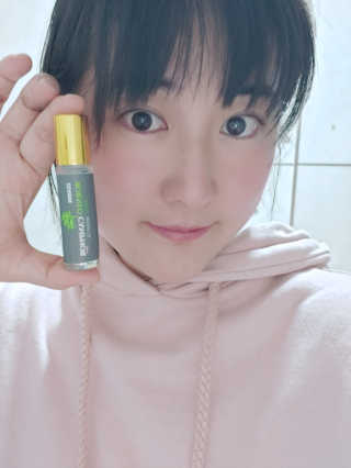 짜이디 야몽_허브로만든 힐링 아로마오일 — 5점을 준 리뷰어가 2020년 10월 올린 사용 사진
