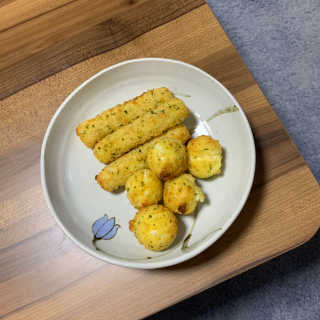 가치식탁 리얼치즈스틱, 리얼크림치즈볼 — 5점을 준 리뷰어가 2020년 7월 올린 사용 사진