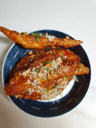 죠스떡볶이 [죠스푸드] 짜빠떡볶이+떡또그+범벅만두 신메뉴 3종 — 2점을 준 리뷰어가 2020년 4월 올린 사용 사진