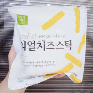 가치식탁 리얼치즈스틱, 리얼크림치즈볼 — 5점을 준 리뷰어가 2020년 7월 올린 사용 사진