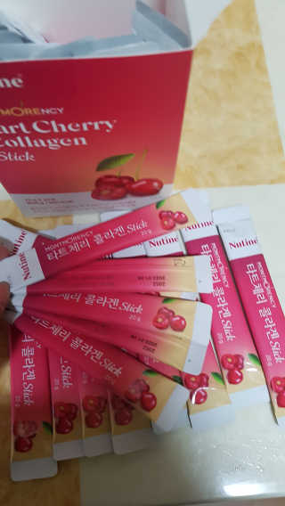 뉴틴 타트체리 콜라겐 스틱 20g X 30포 — 5점을 준 리뷰어가 2020년 7월 올린 사용 사진