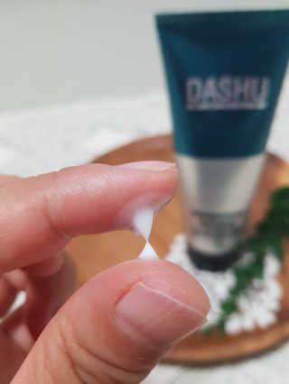 다슈코리아 다슈 데일리 내추럴 헤어 크림 — 5점을 준 리뷰어가 2020년 7월 올린 사용 사진
