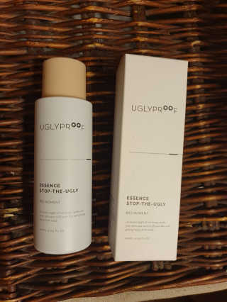 어글리프루프 에센스 스탑디어글리 레드모먼트 에센스 120ml — 5점을 준 리뷰어가 2020년 8월 올린 사용 사진