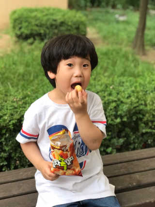 감자속감자 버터구이 알감자맛 16봉지 — 5점을 준 리뷰어가 2020년 6월 올린 사용 사진