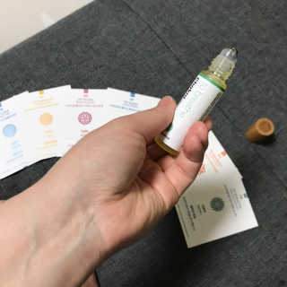 무니스튜디오 차크라 아로마 롤온 7종 10ml — 5점을 준 리뷰어가 2020년 5월 올린 사용 사진