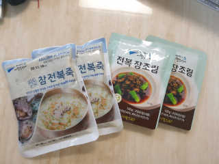 바다는다웰빙이다 완도사랑 전복죽 250g - 2팩 + 전복장조림 2팩 — 5점을 준 리뷰어가 2020년 10월 올린 사용 사진