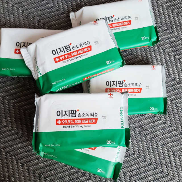 의약외품 이지팜 손소독 티슈 리뷰 사진